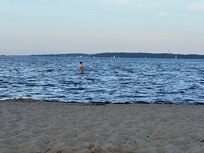 Strand gegenüber