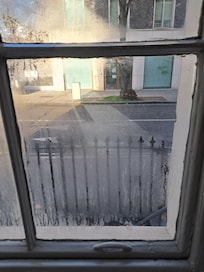 Single glazed window