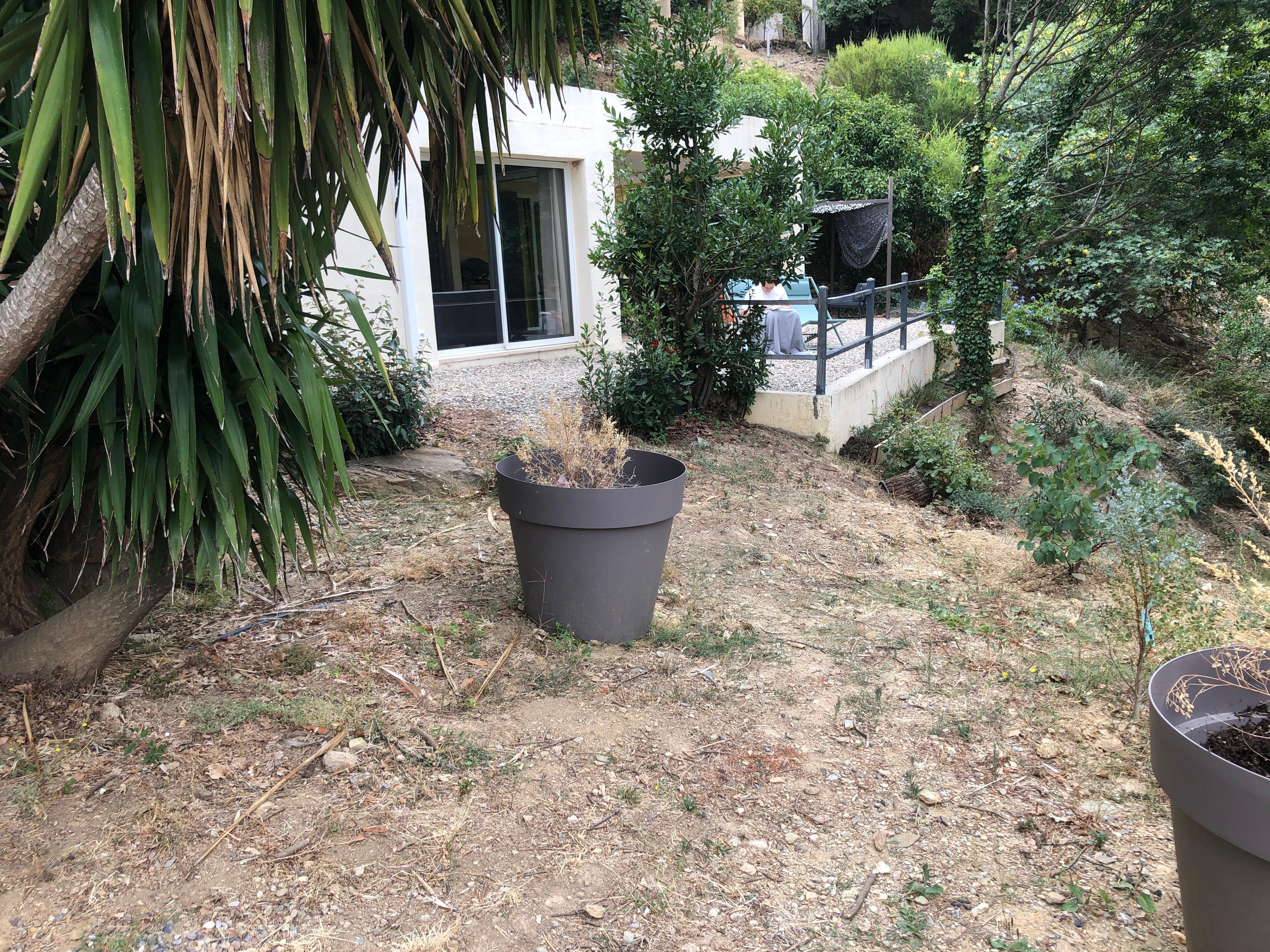 Außenbereich mit Terrasse