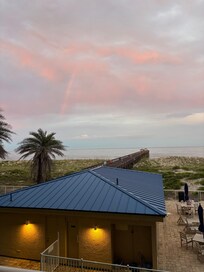 A beautiful rainbow 🌈
after the storm. . . God’s promise
❤️