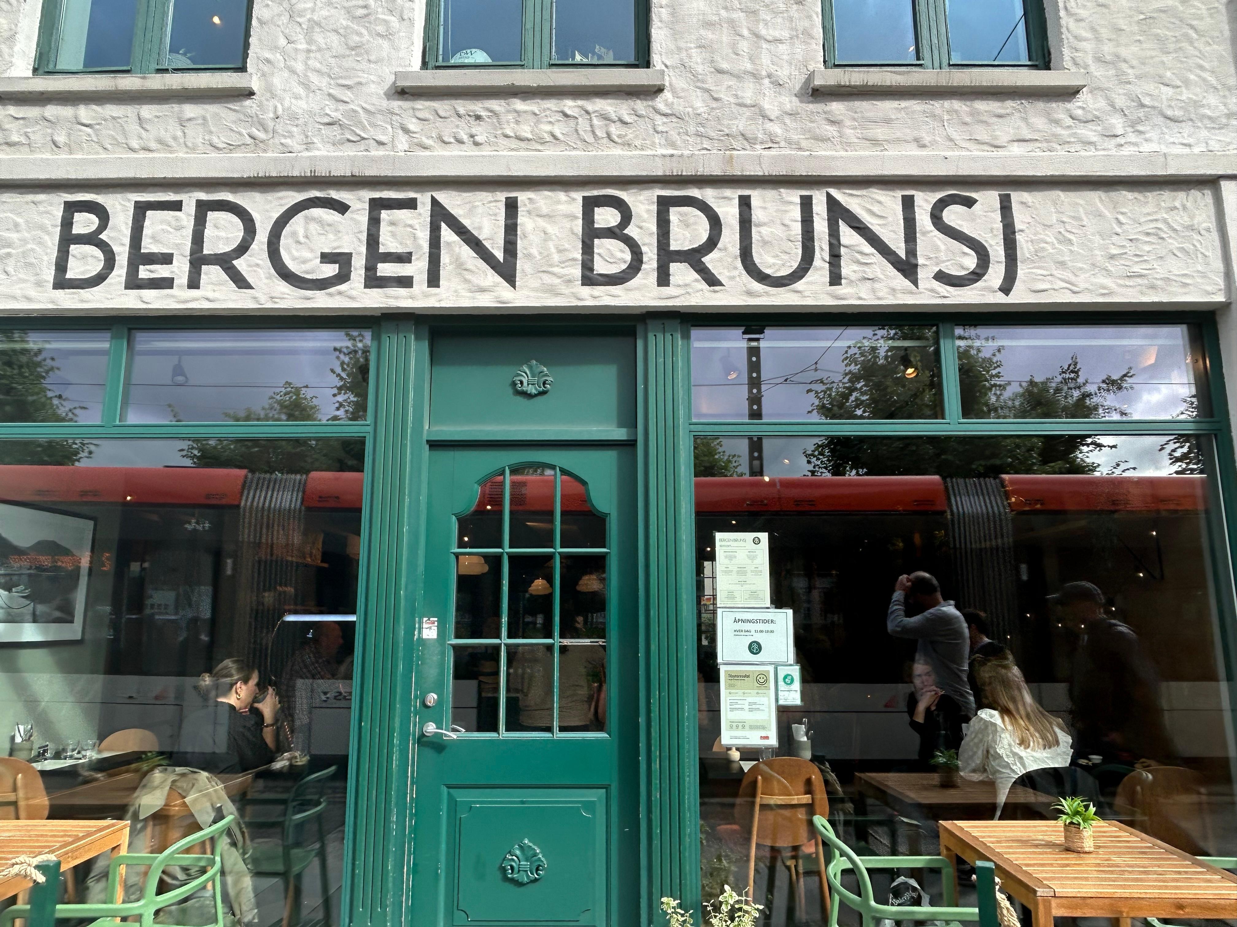 Gamle koselige bygg i nærheten 