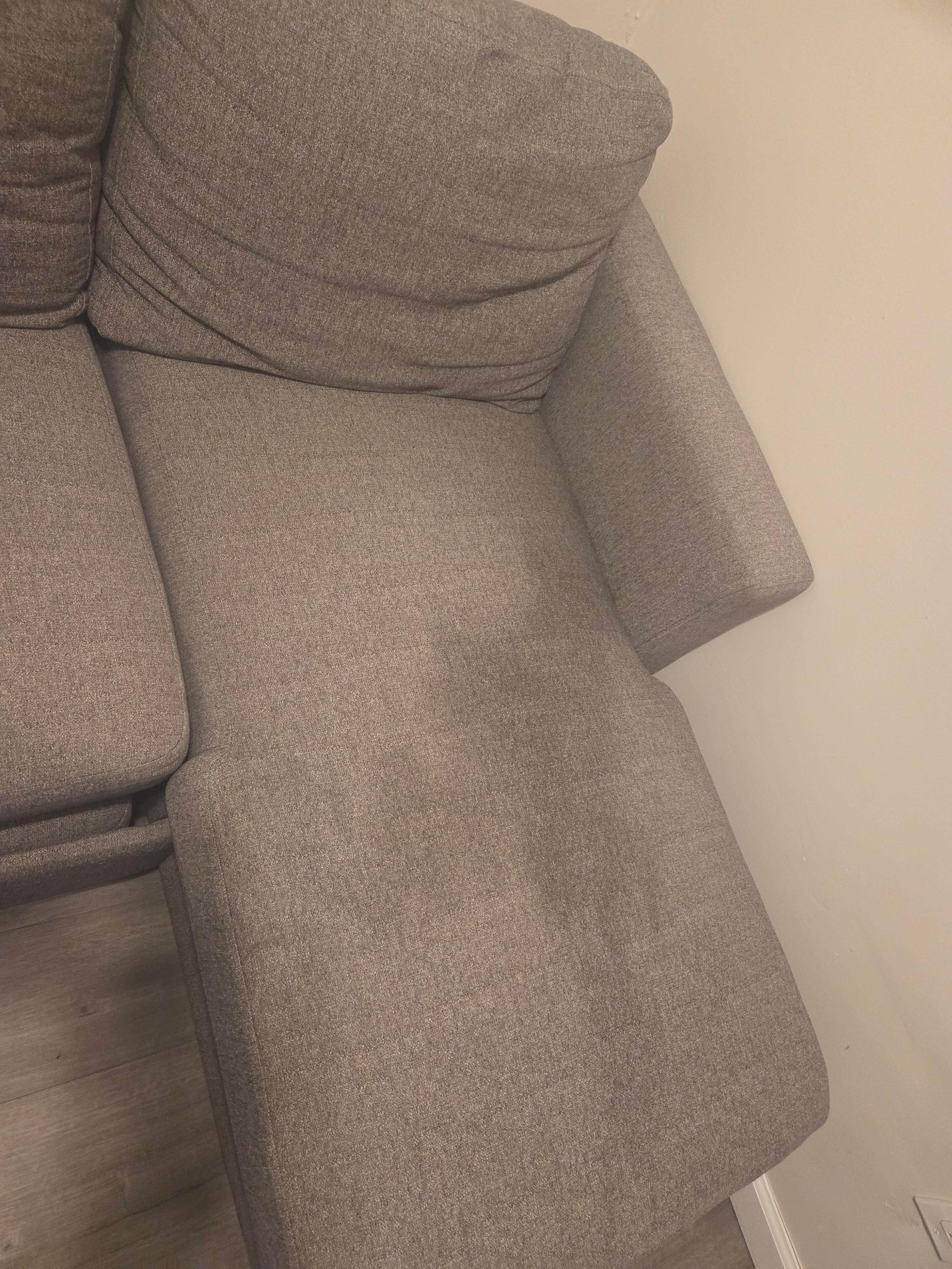 Stain on pull-out bed. No one slept in this room. Grateful our 3rd person was unable to come.