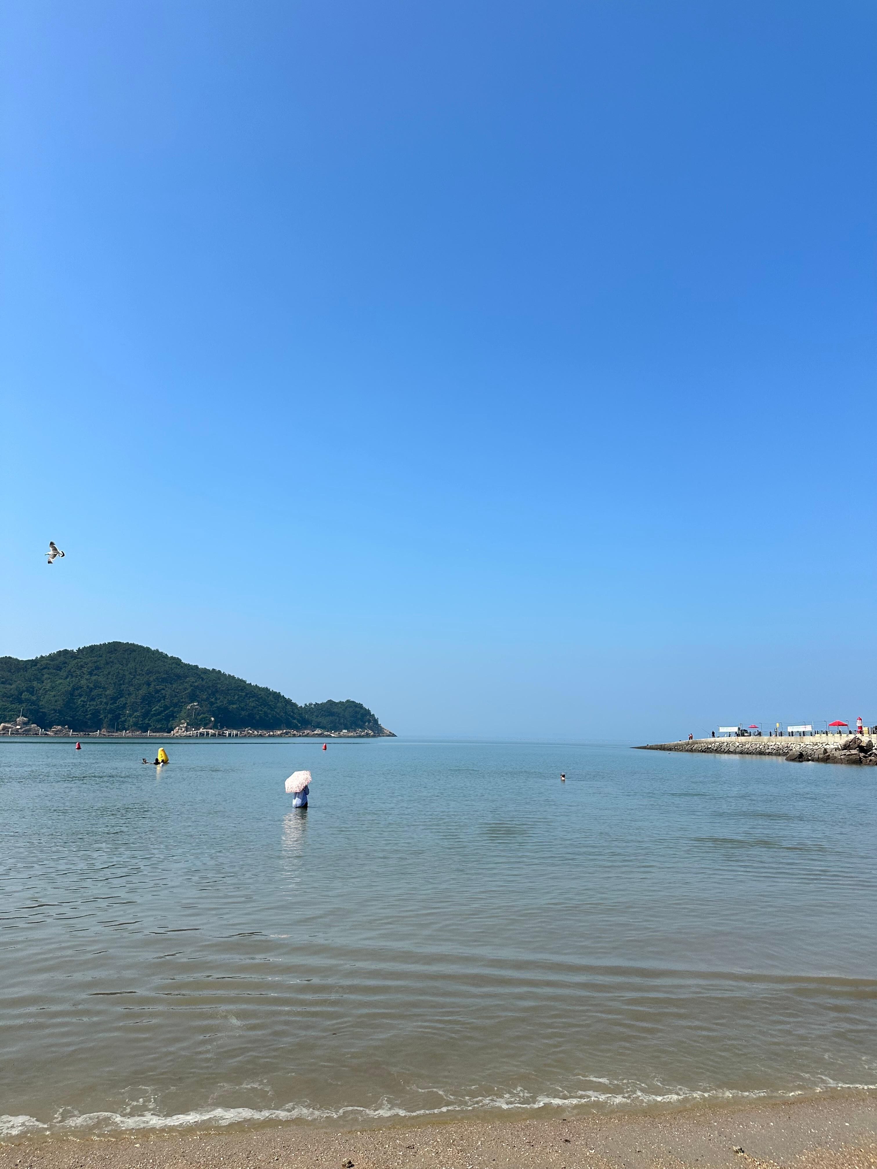 Eurwangni beach