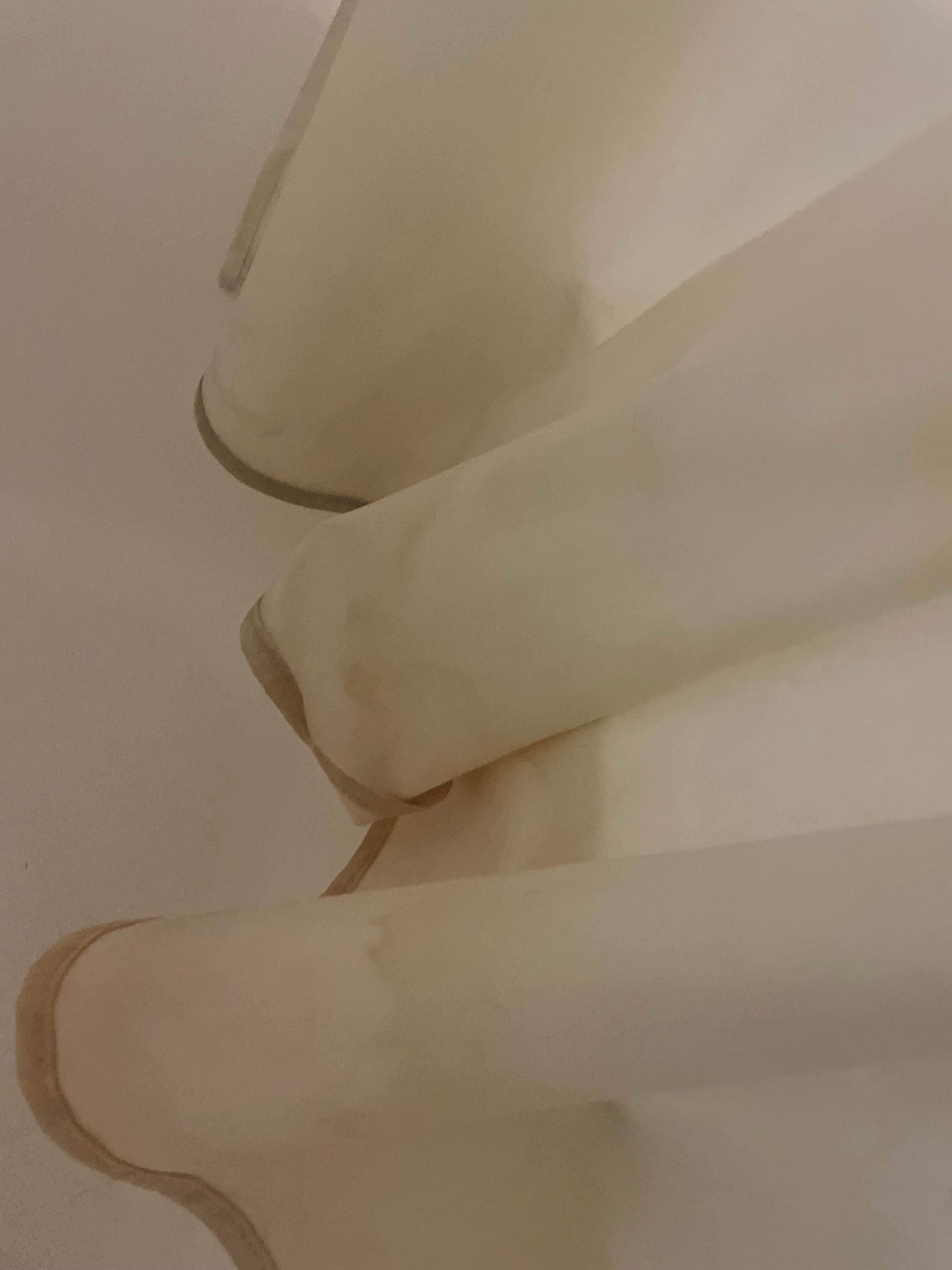 I snapped a photo of shower curtain but that was all. 