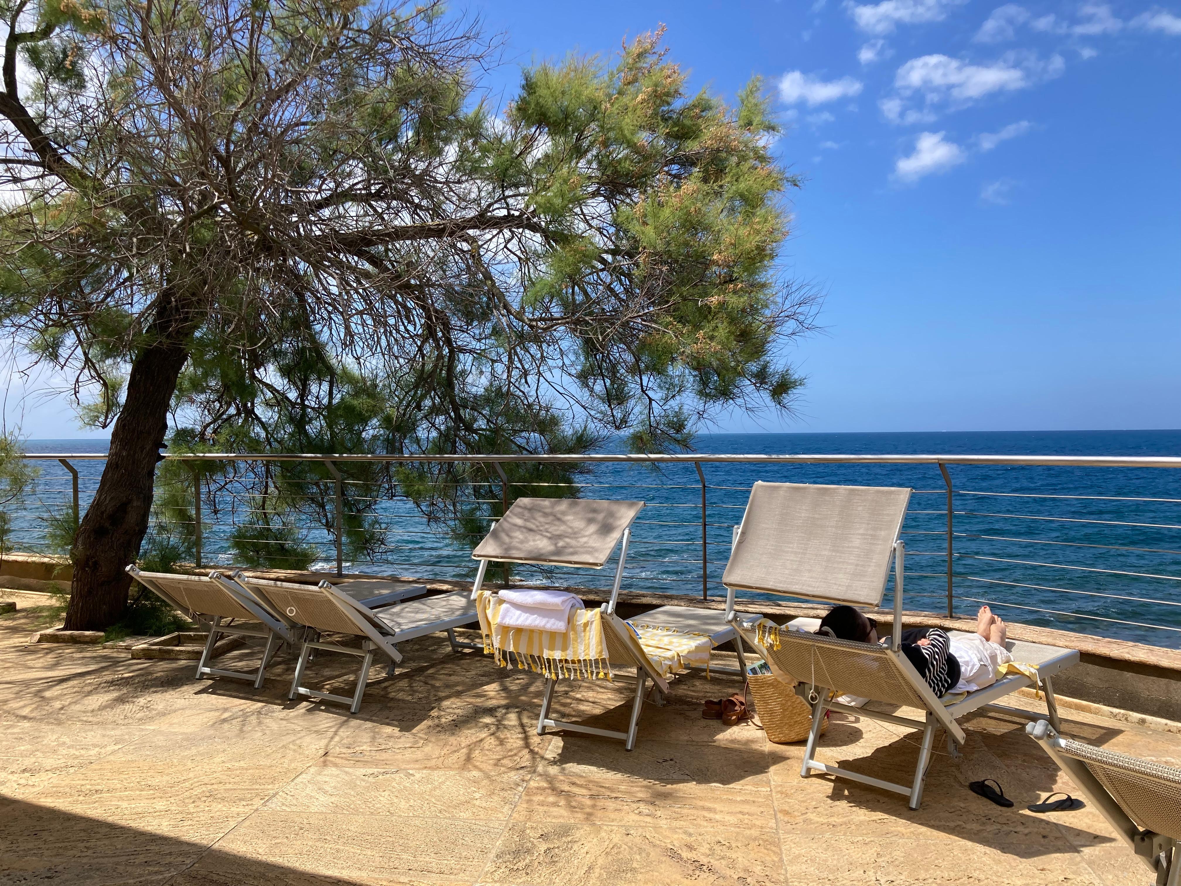 Lots of sun chairs