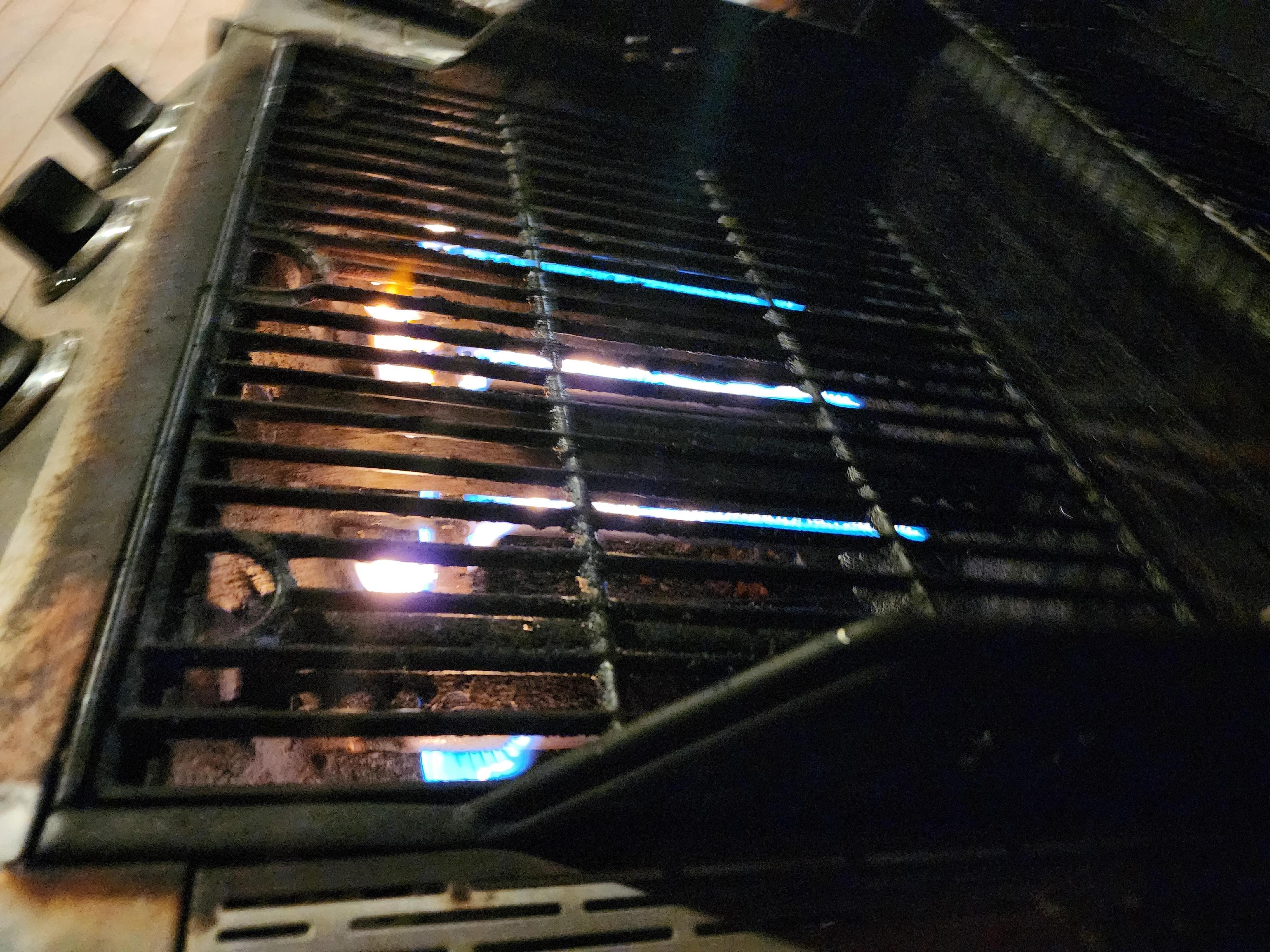 Grill burner tubes