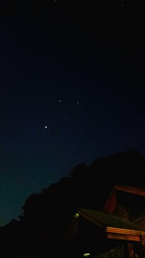 겨울에 달도 반달이었어서 밤에 별 보기 좋았습니다!