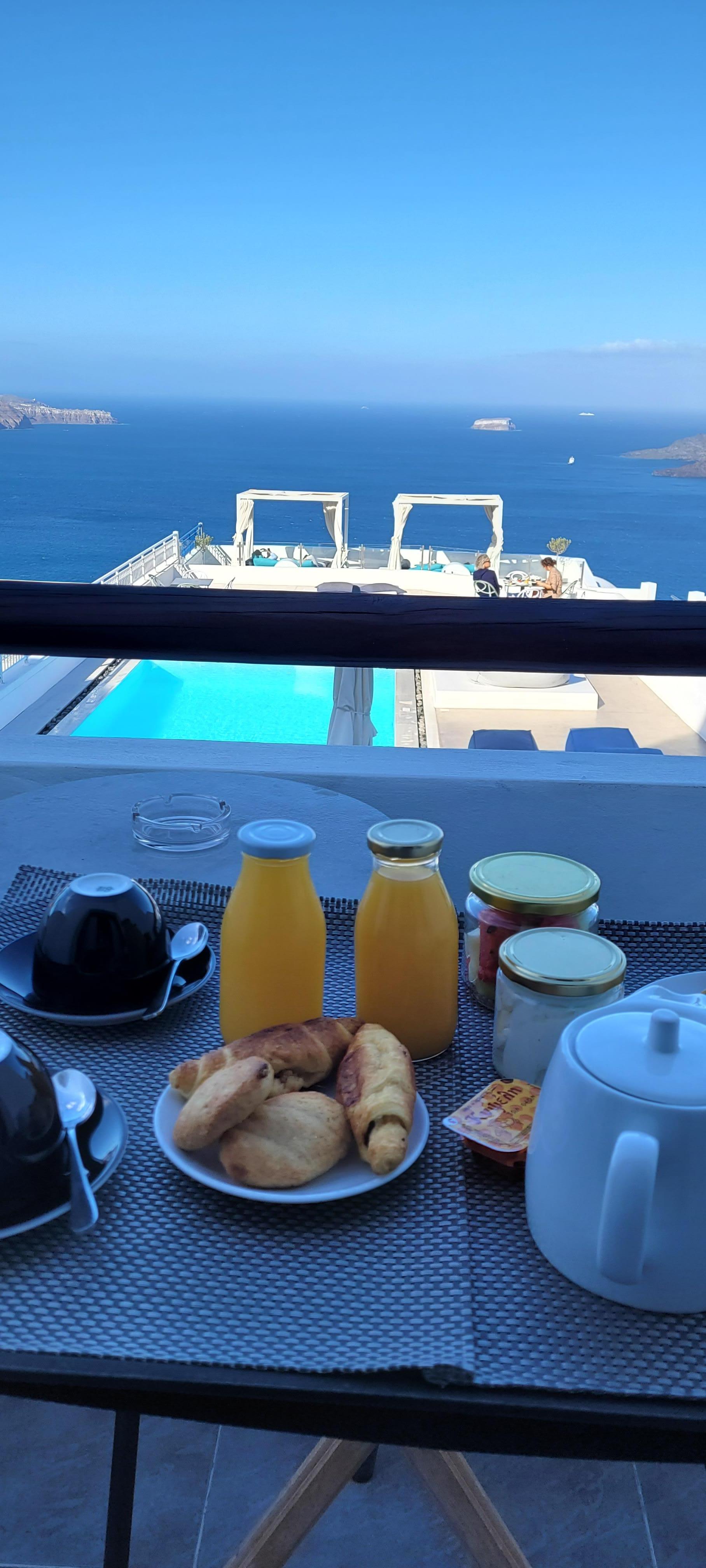 Breakfast on the balcony!