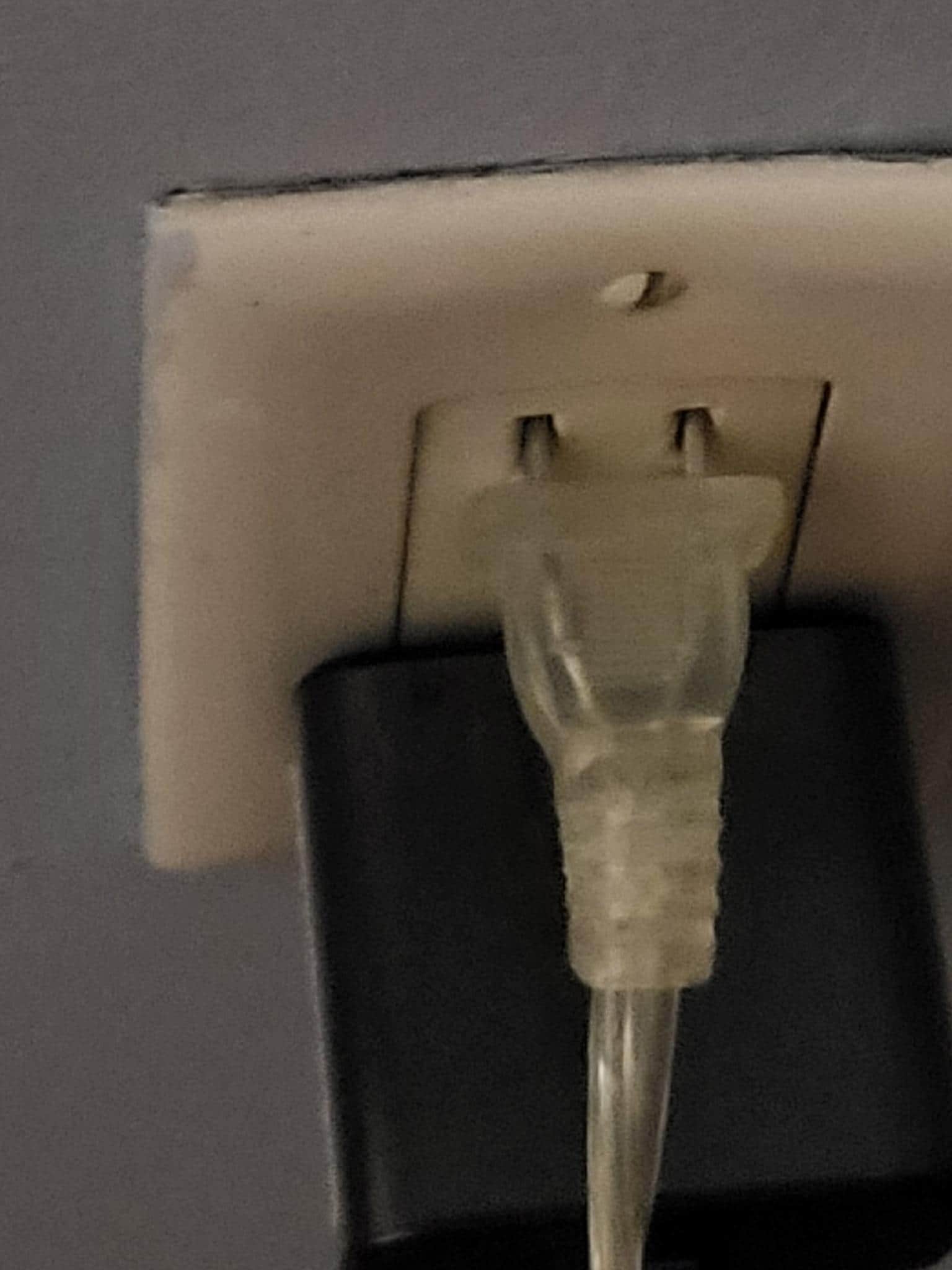 Most outlets didn’t hold plugs making the lamps flicker