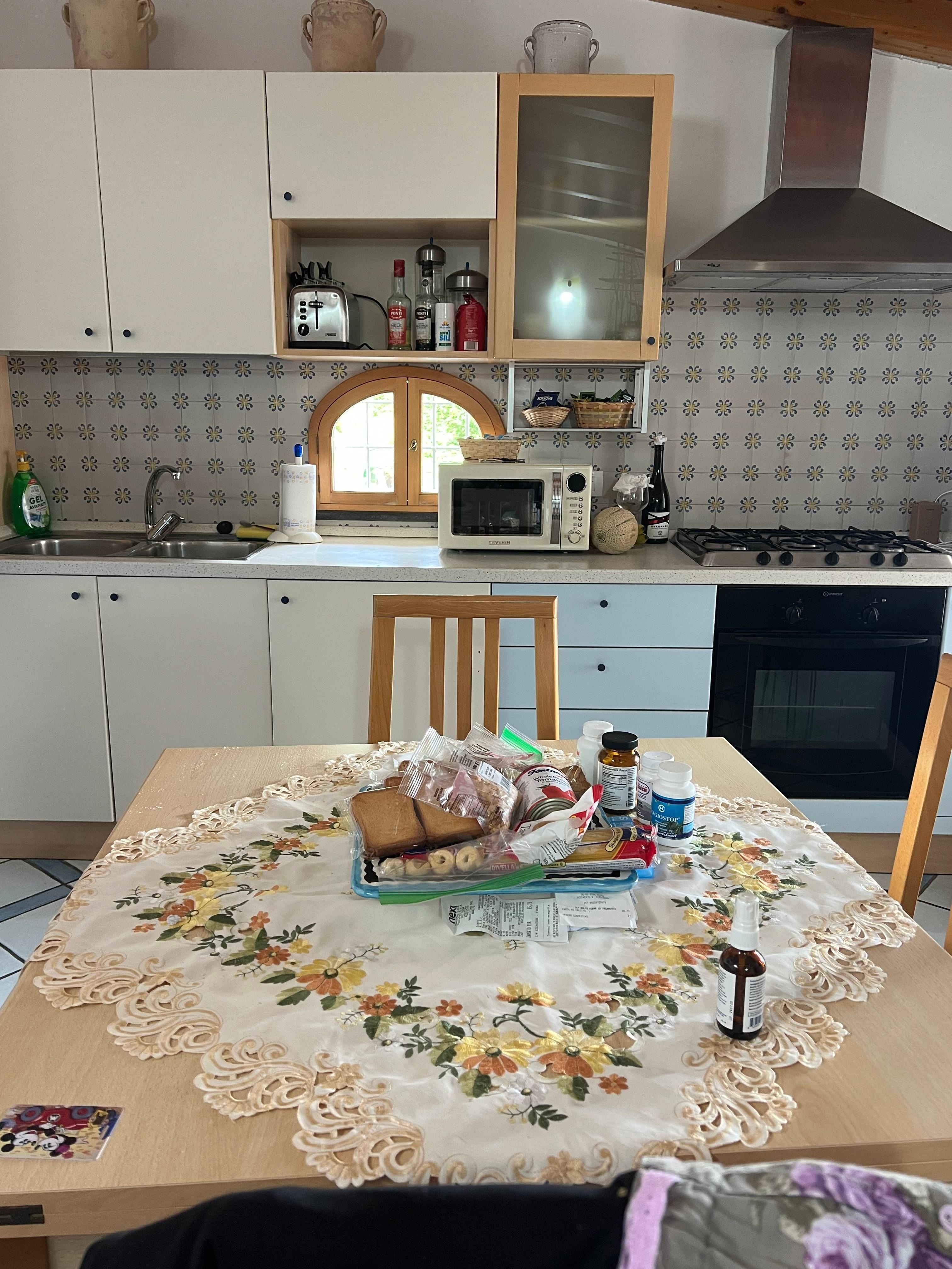 Lovely hand made embroidered table coverket