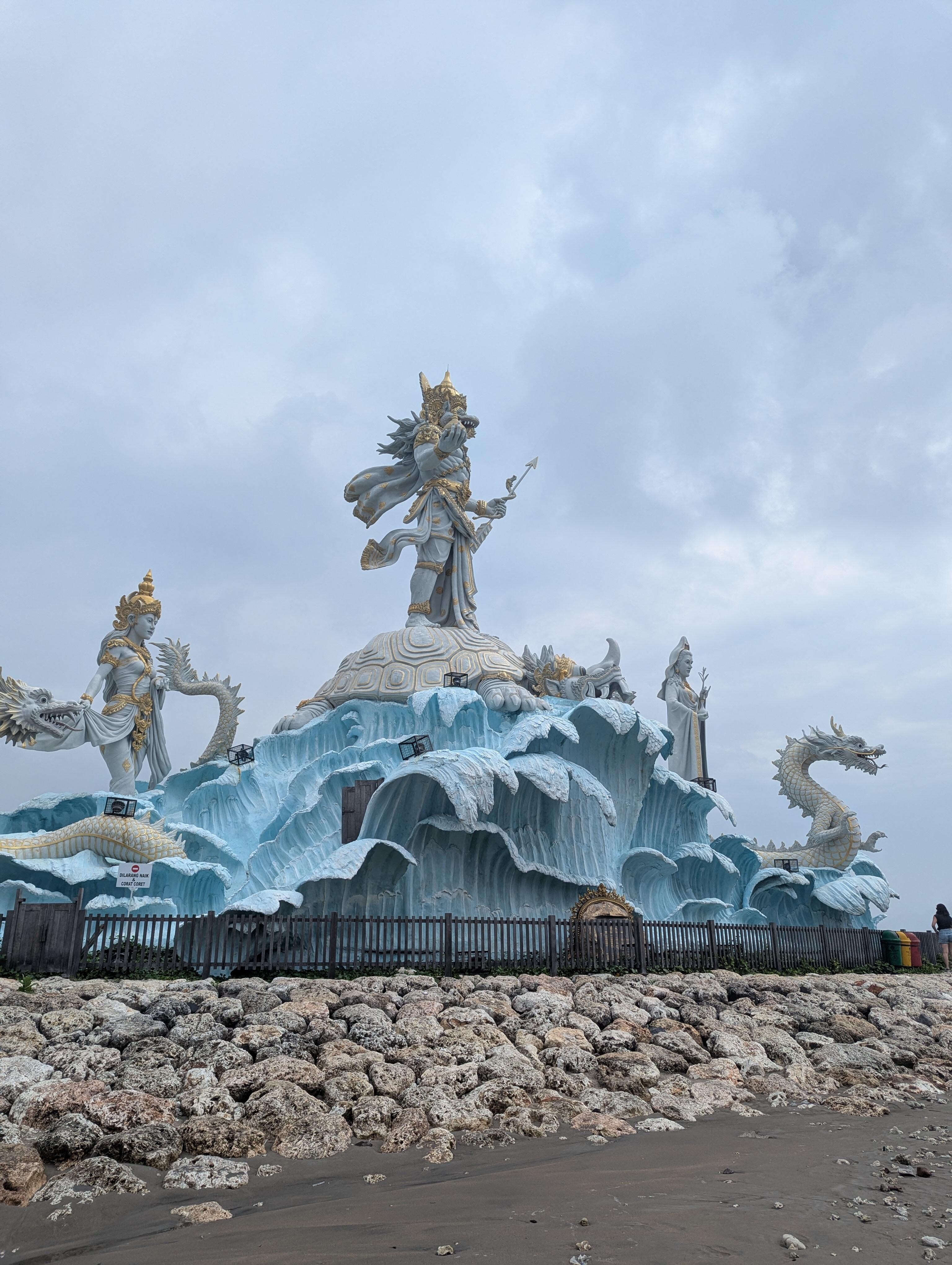 Sculpture along the beach side 