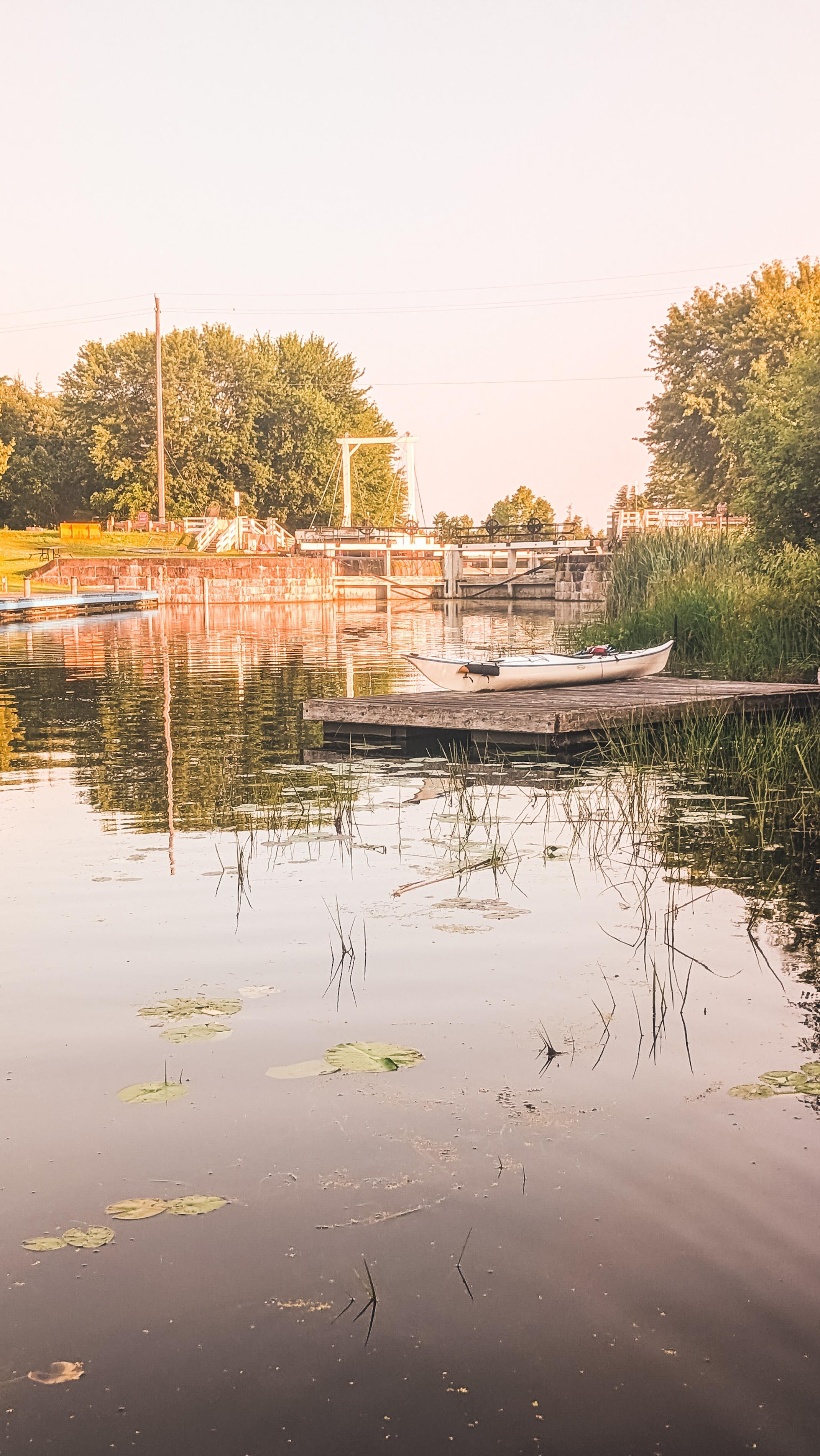Historic rideau. Canal locking station. Short walk or paddle away. 