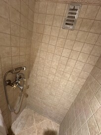 Inadequate shower head