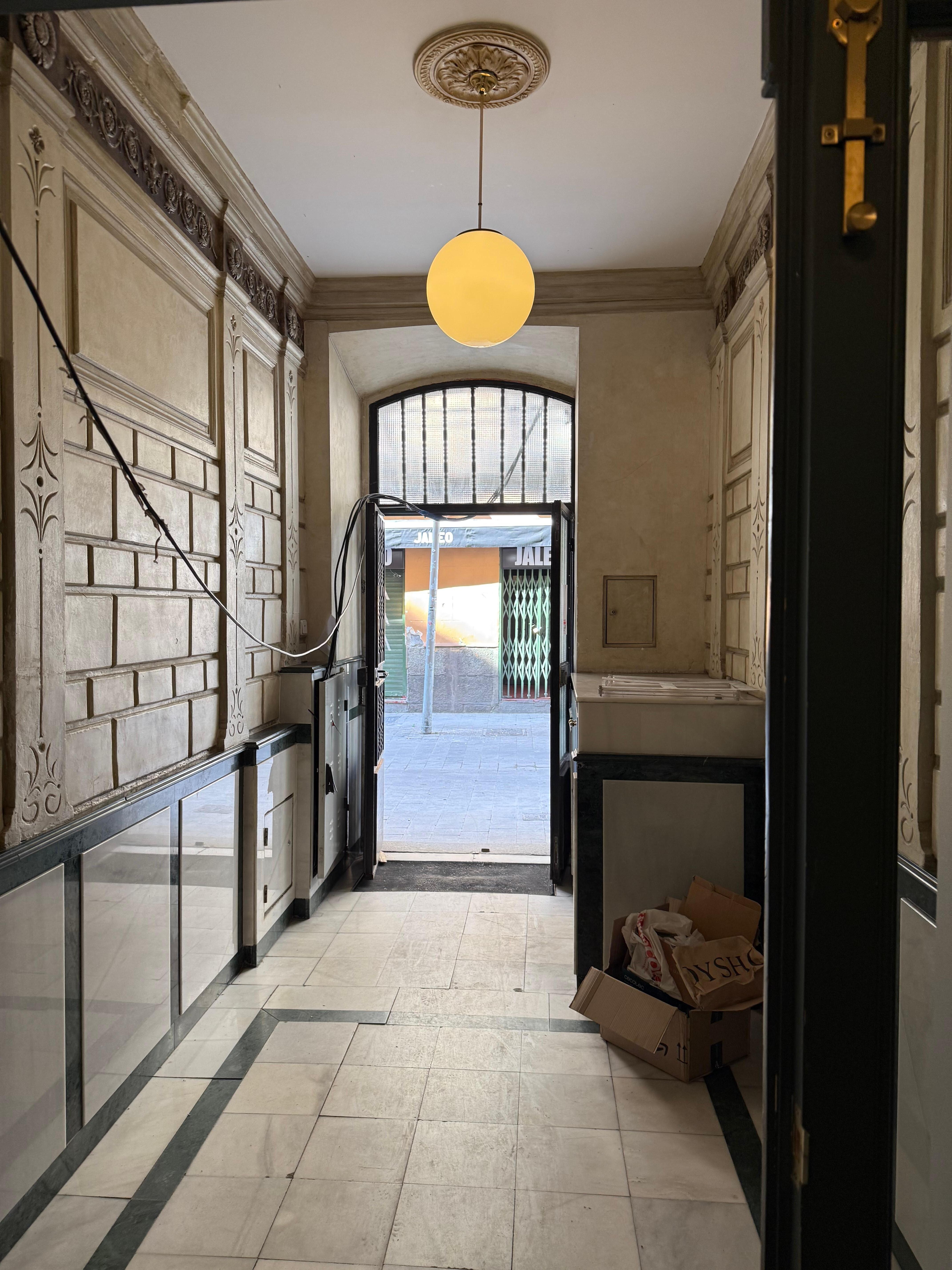 La puerta las 24 horas abierta 