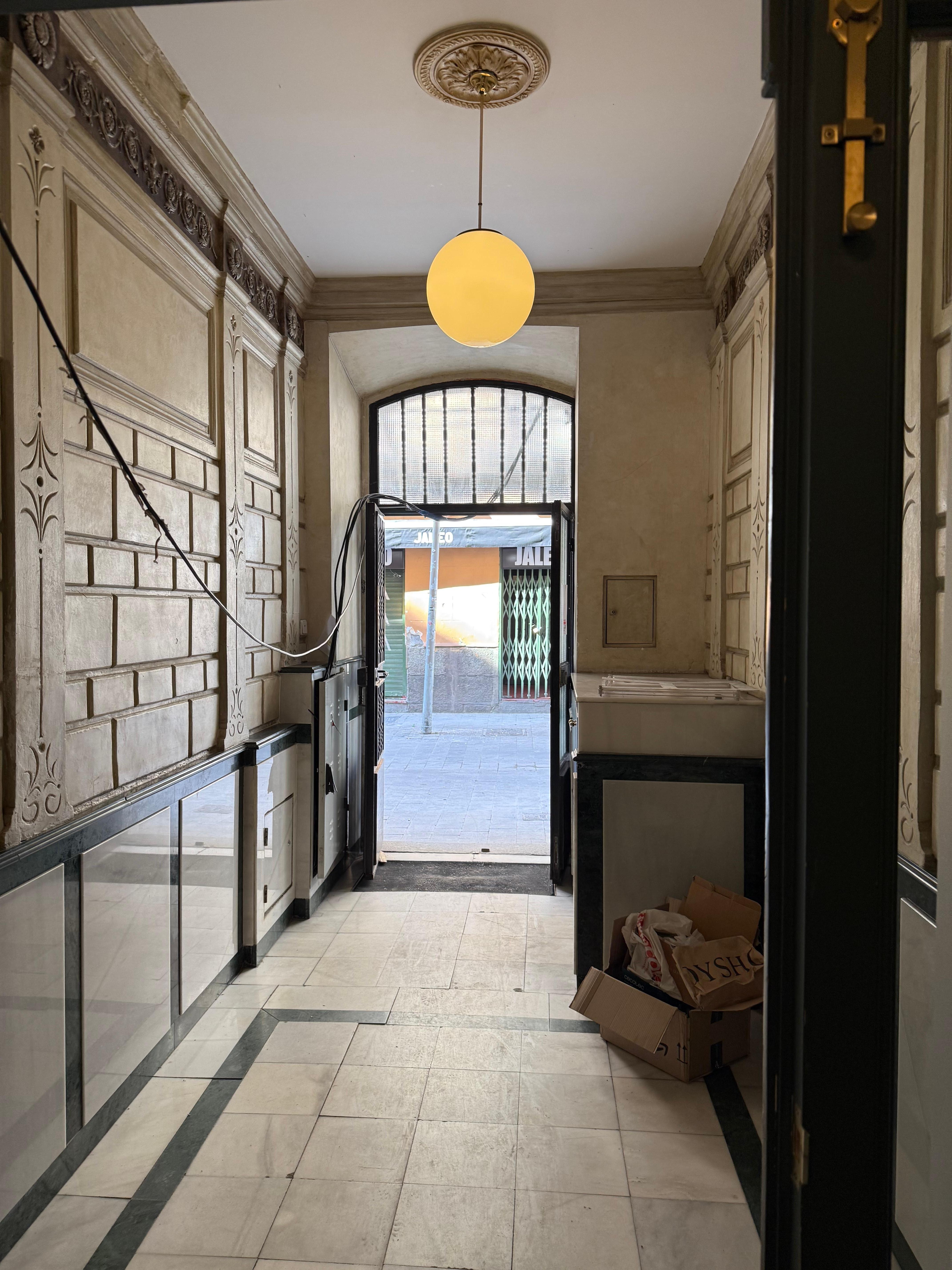 La puerta las 24 horas abierta