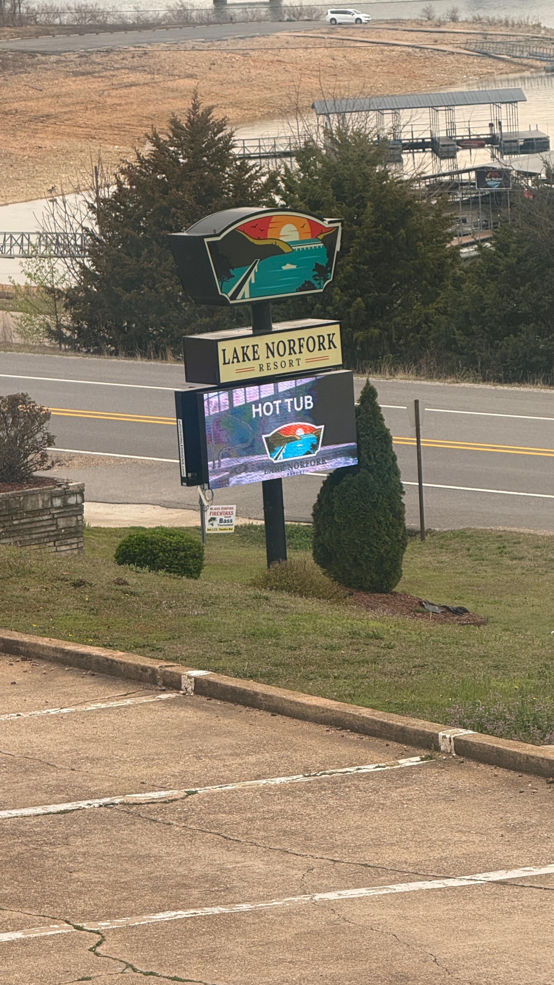 Sign out front showing hot tub but hot tub is broken 