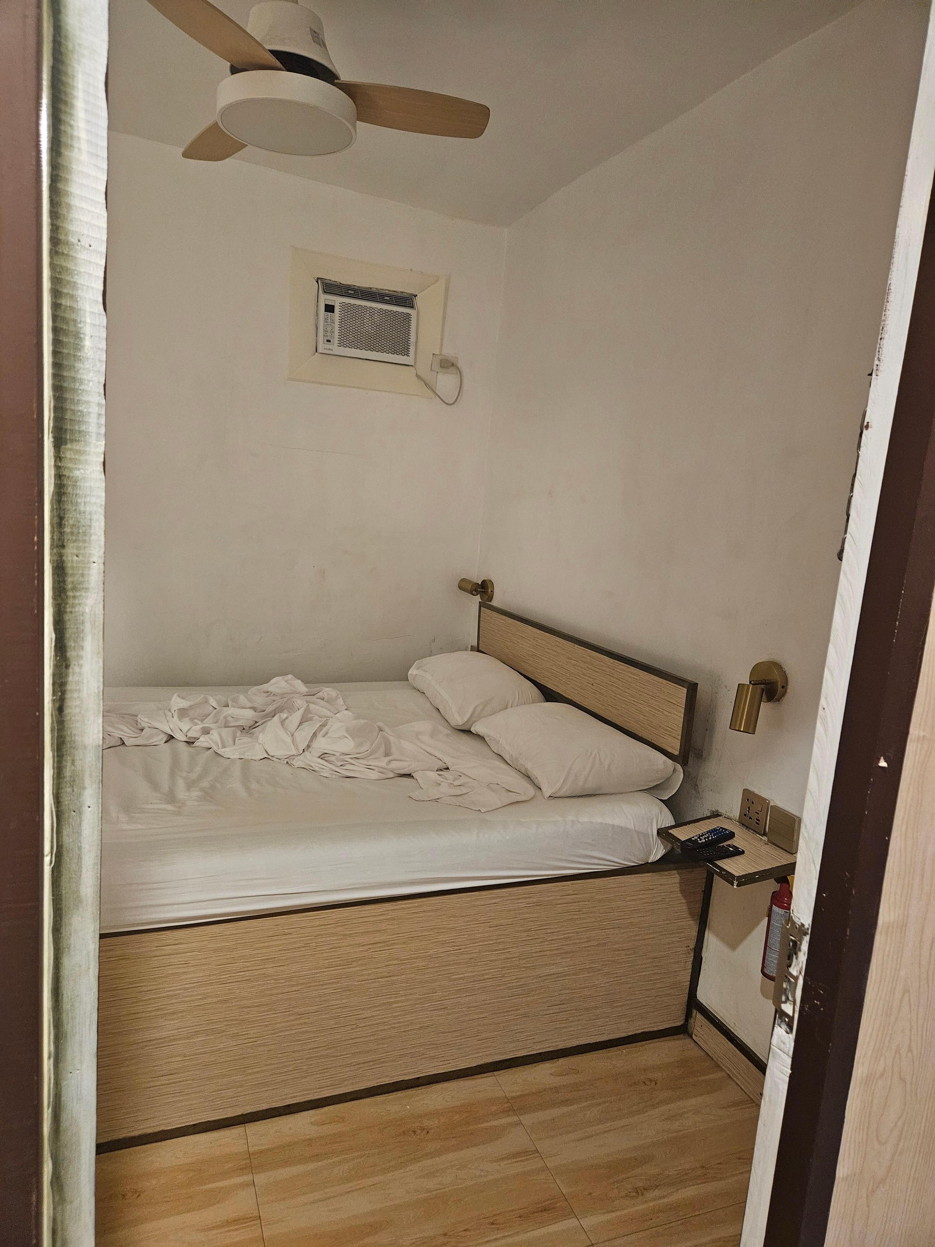 Værelset efter vi havde sovet i det.