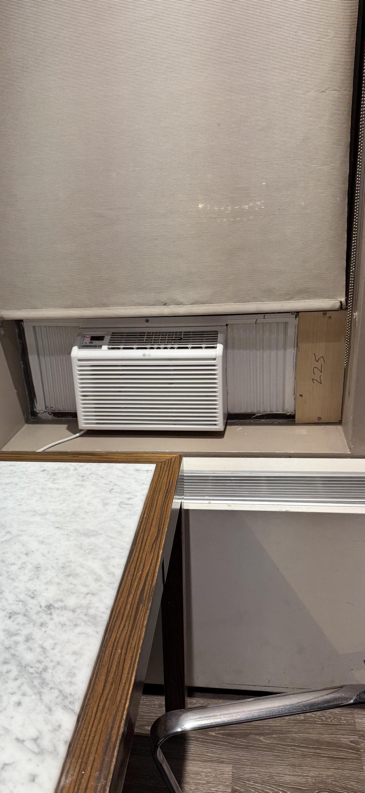 Window AC unit