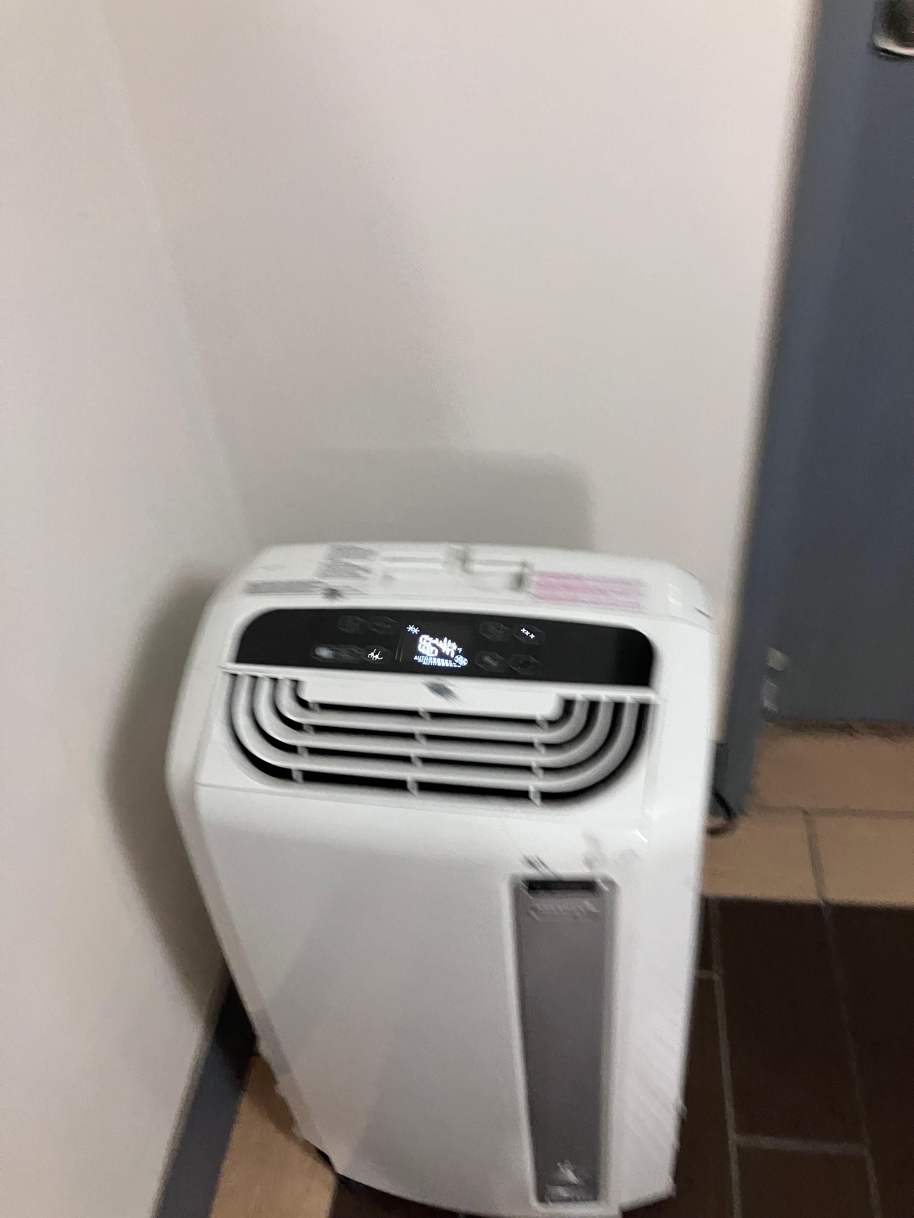 No central AC, so this was in the hallway but was not working!