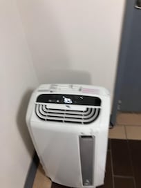 No central AC, so this was in the hallway but was not working!