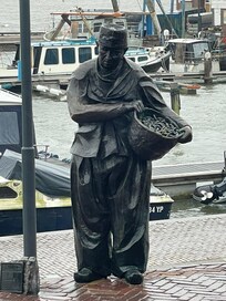 Volendam harbour