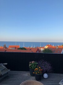 Vy från takterassen hotel Gudhjem, Bornholm.