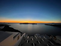 Vue de la terrasse de la chambre avec jacuzzi intérieur