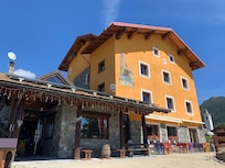 Esterno
