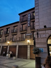 Otra fachada del hotel
