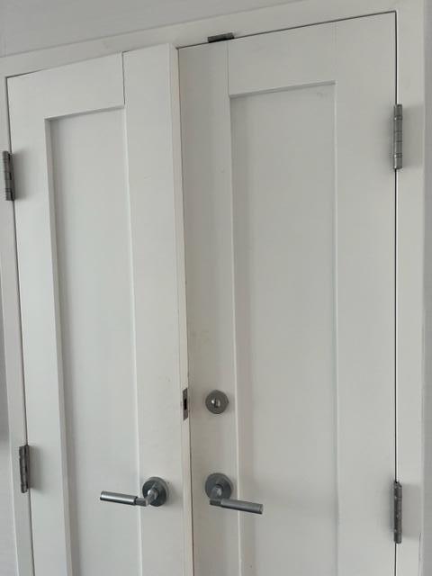BATHROOM DOORS DIDN'T WANT TO CLOSE UNLESS YOU MANAGED TO LINE THEM UP EXACTLY PERFECTLY AND QUICKLY CLOSED THEM TOGETHER. 