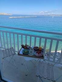 Petit déjeuné en Room Service.