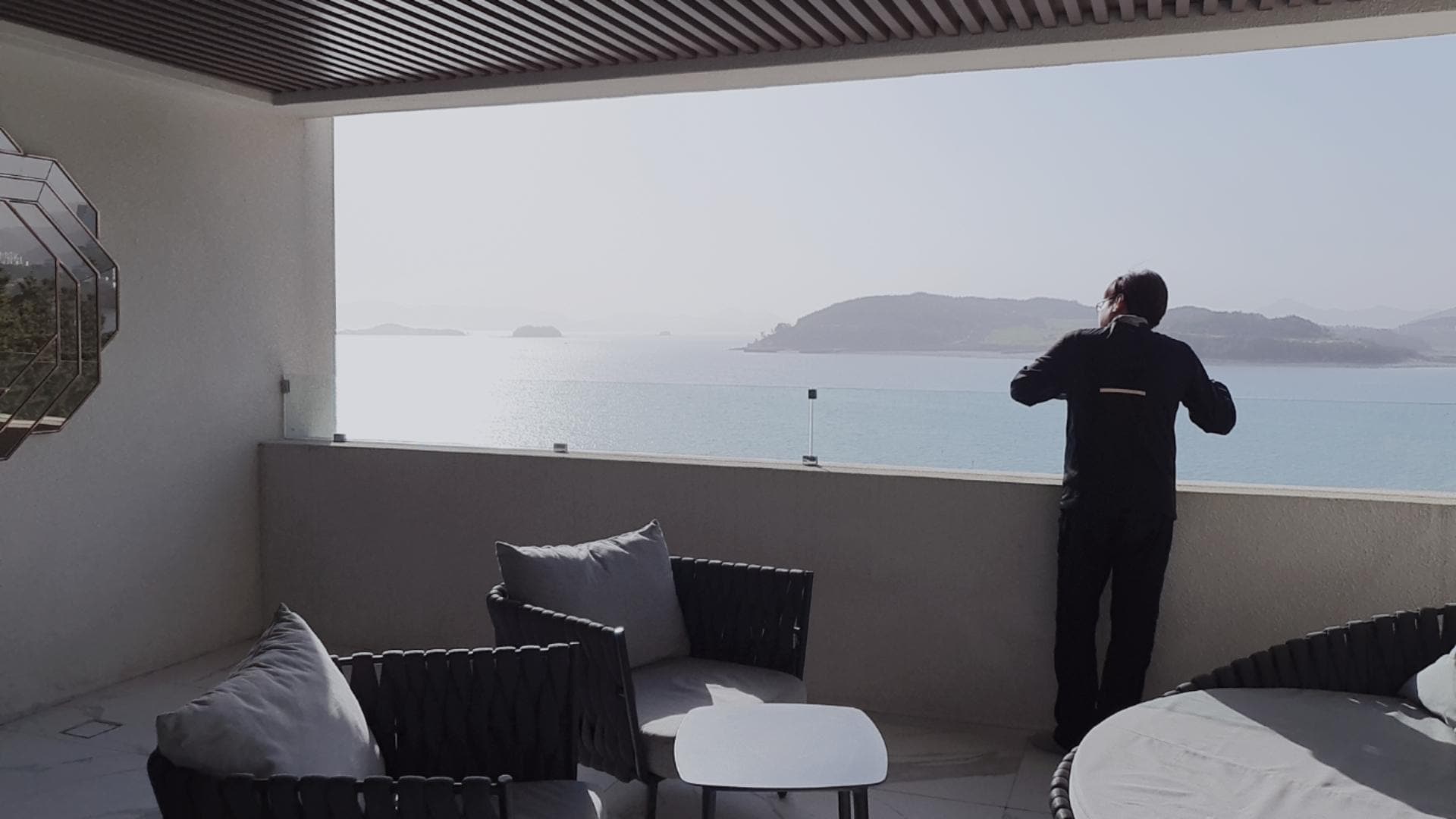 2층 테라스 풍경