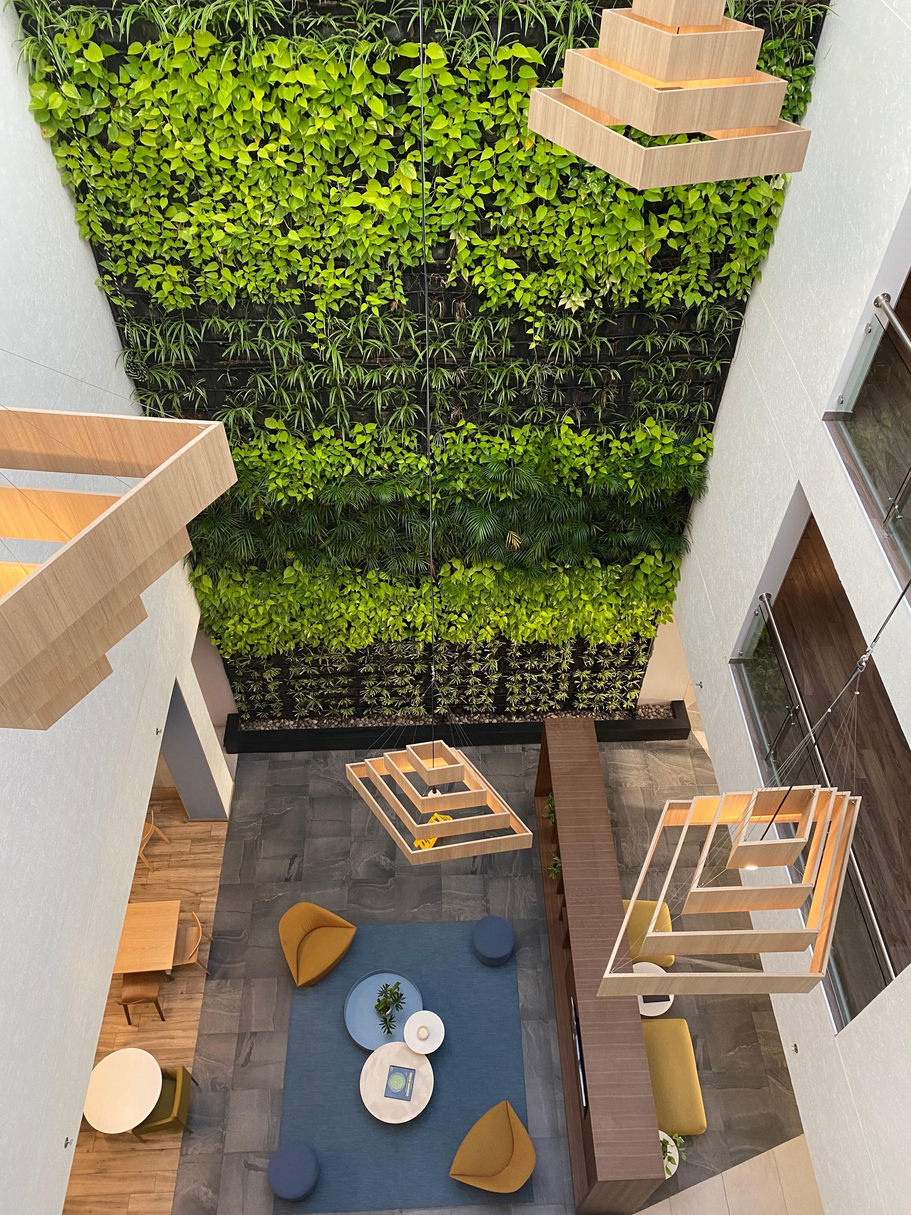 Plant wall bottom