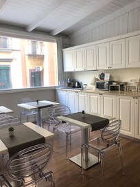 Salle de petit-déjeuner