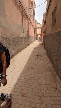Way to the Riad ..