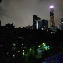 Uitzicht vanaf balkon in de avond