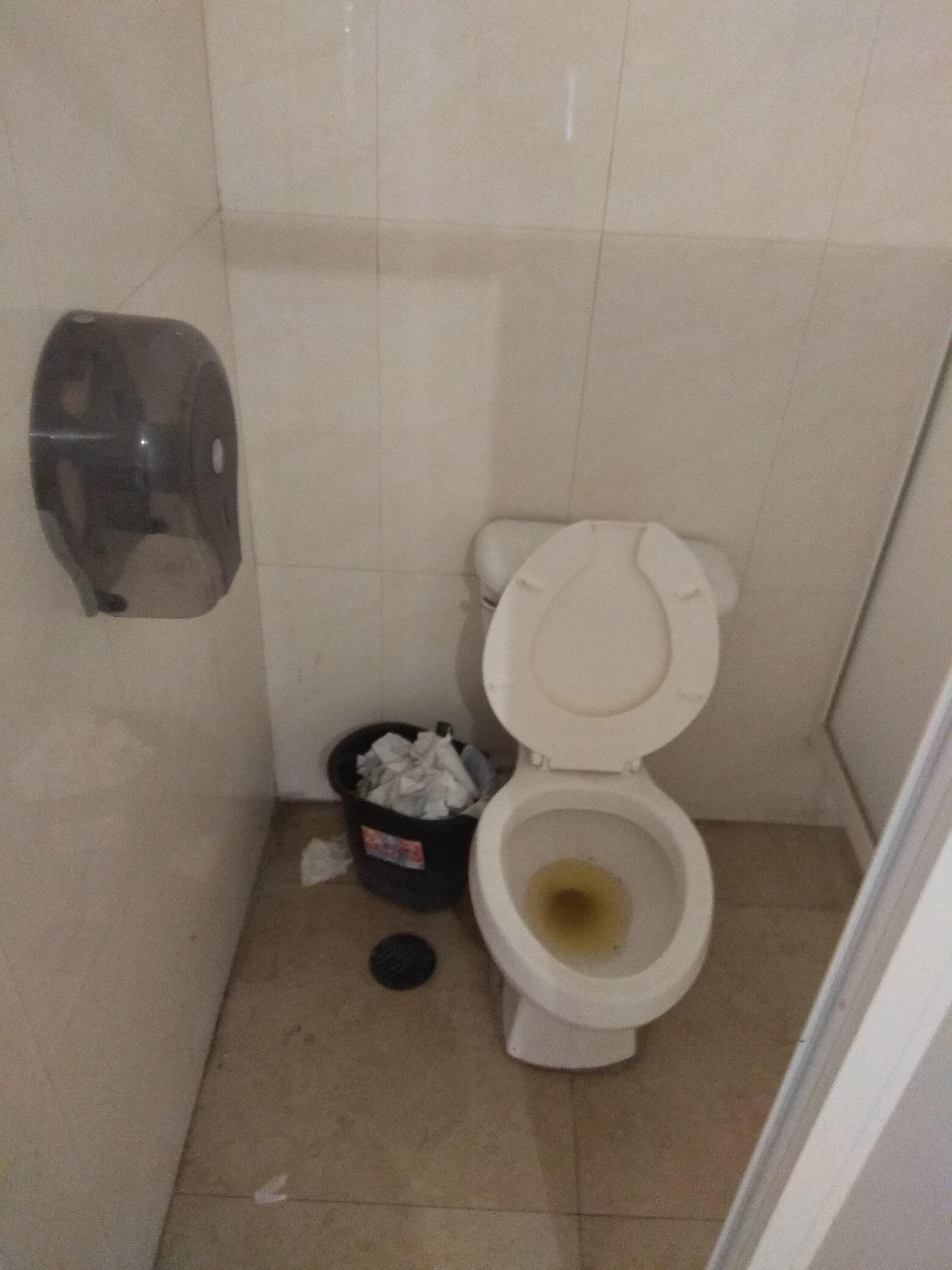 wc by the pool