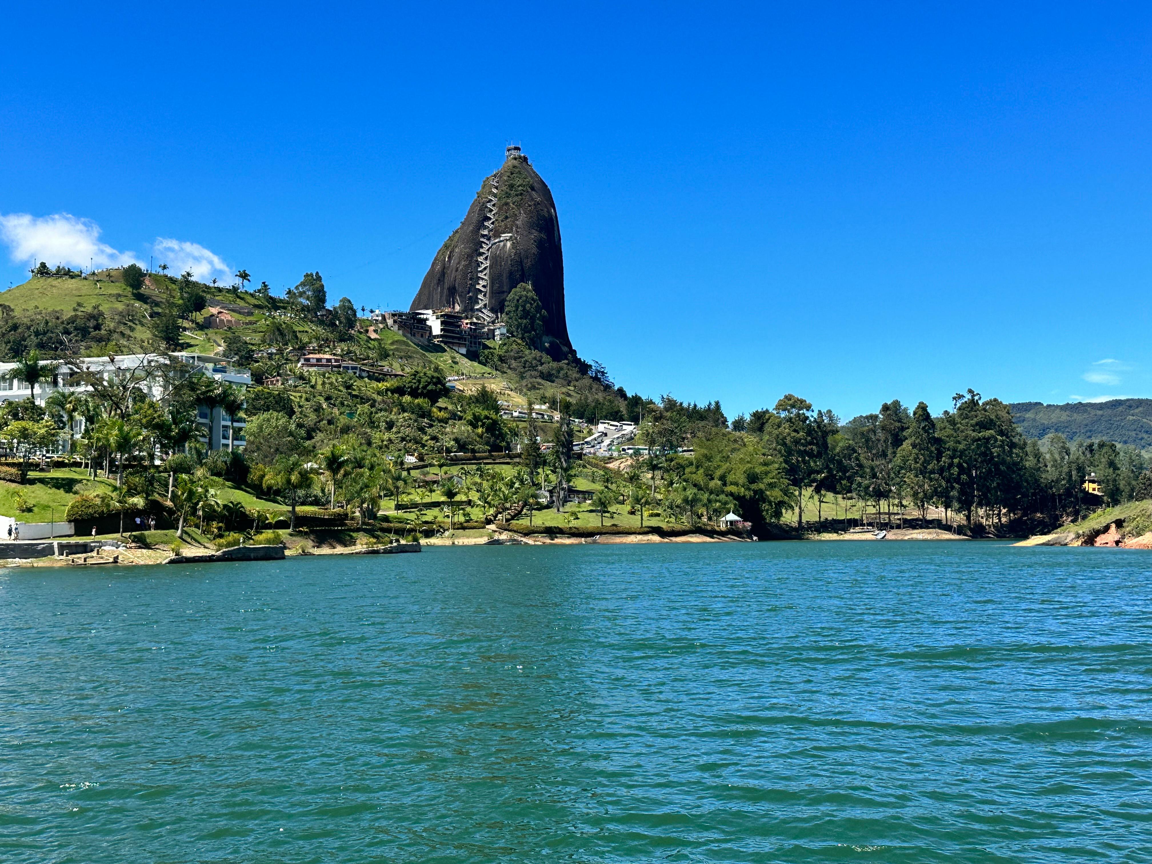 Sailing in the lake is a must! El Peñol stone 