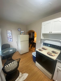 Room 4 small kitchen