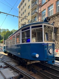 Tramp til Villa Opicina - der arbejdes stærkt på at åbne linien igen.