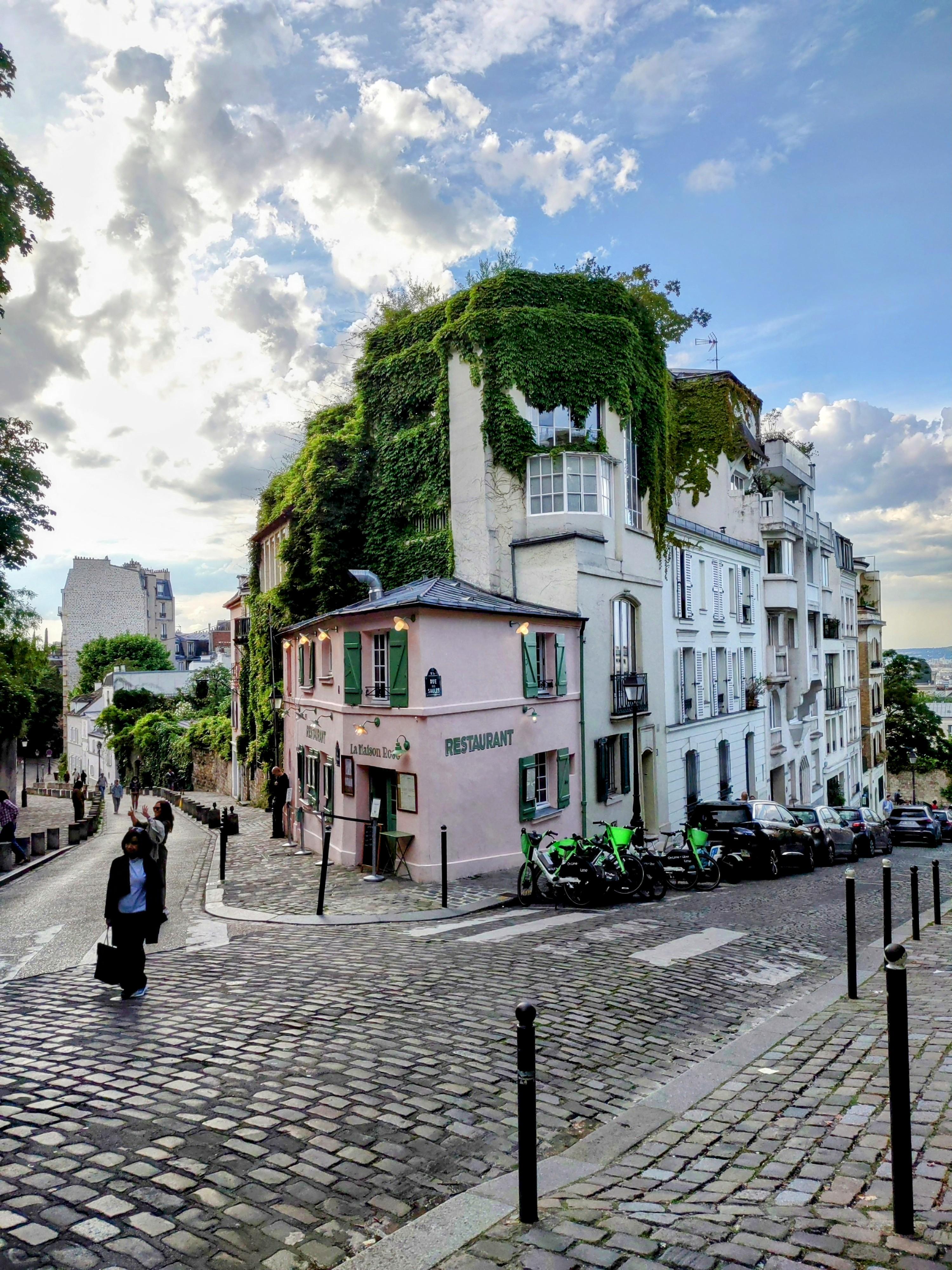 Out and about in Montmartre 