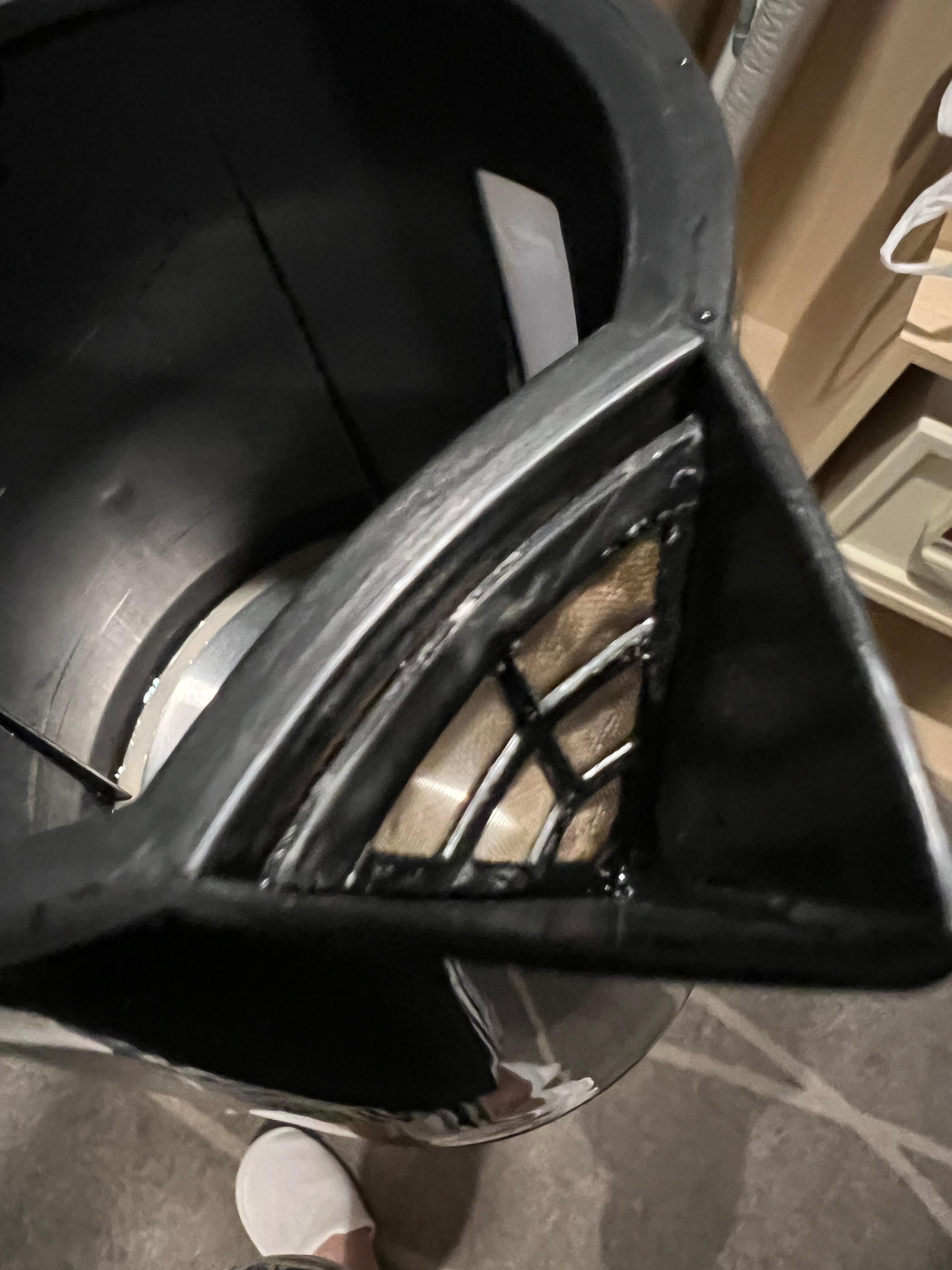 3rd kettle, having same issue got some white stain 