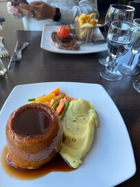 Steak og pie - lækkert