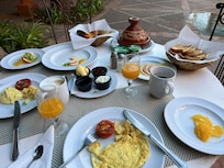 Breakfast time