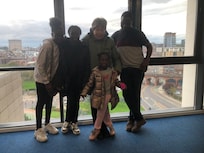 Weerzien op de 9e verdieping Leeds Budget