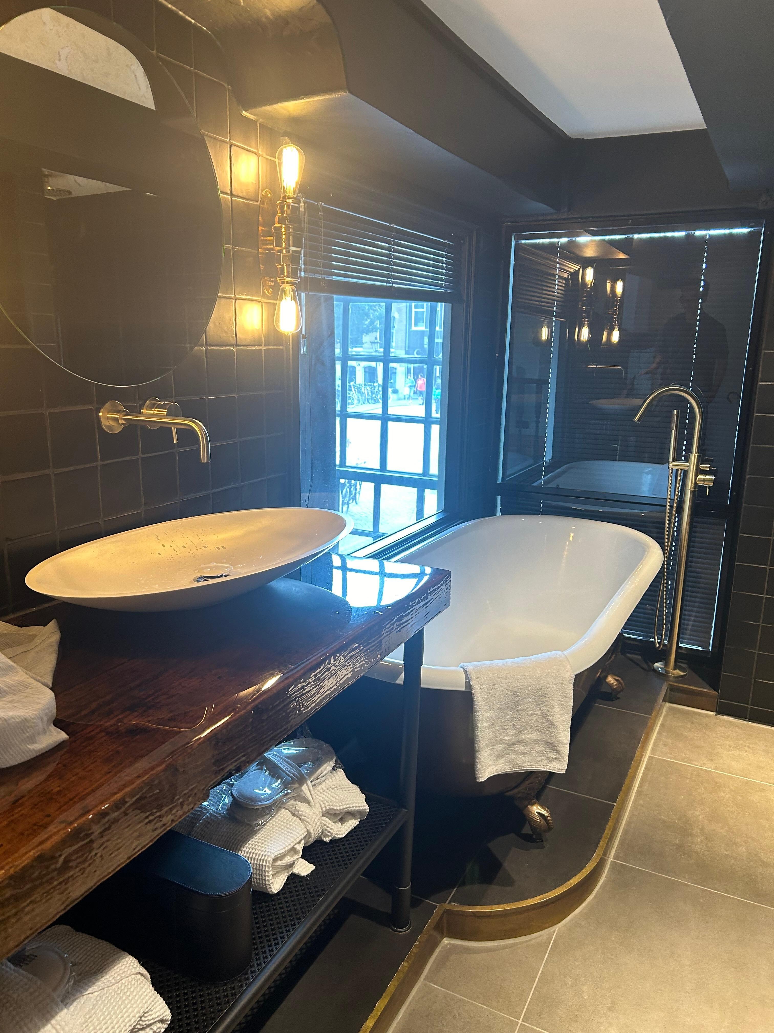 バスタブもあり幸せ！