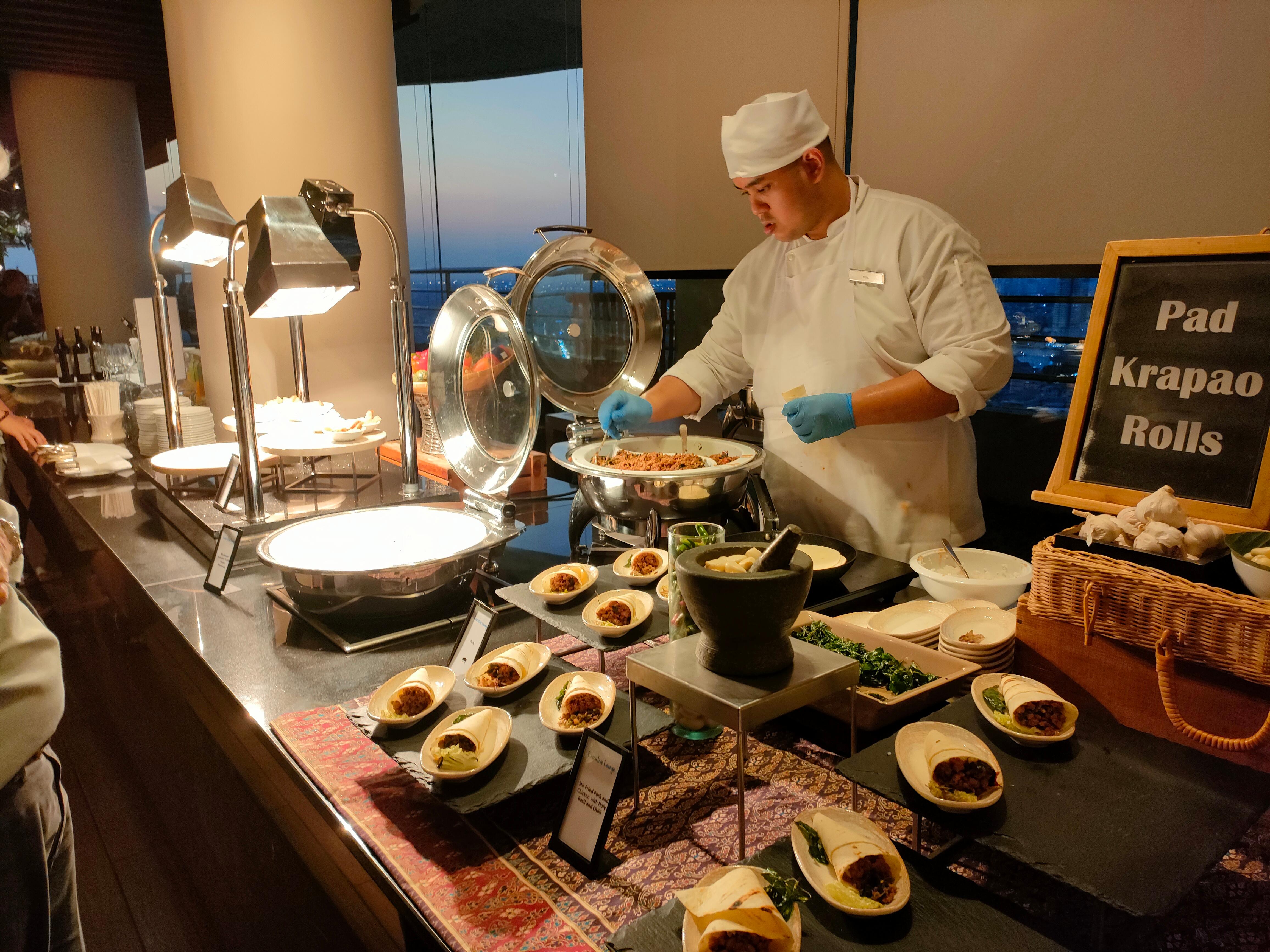 ラウンジの軽食