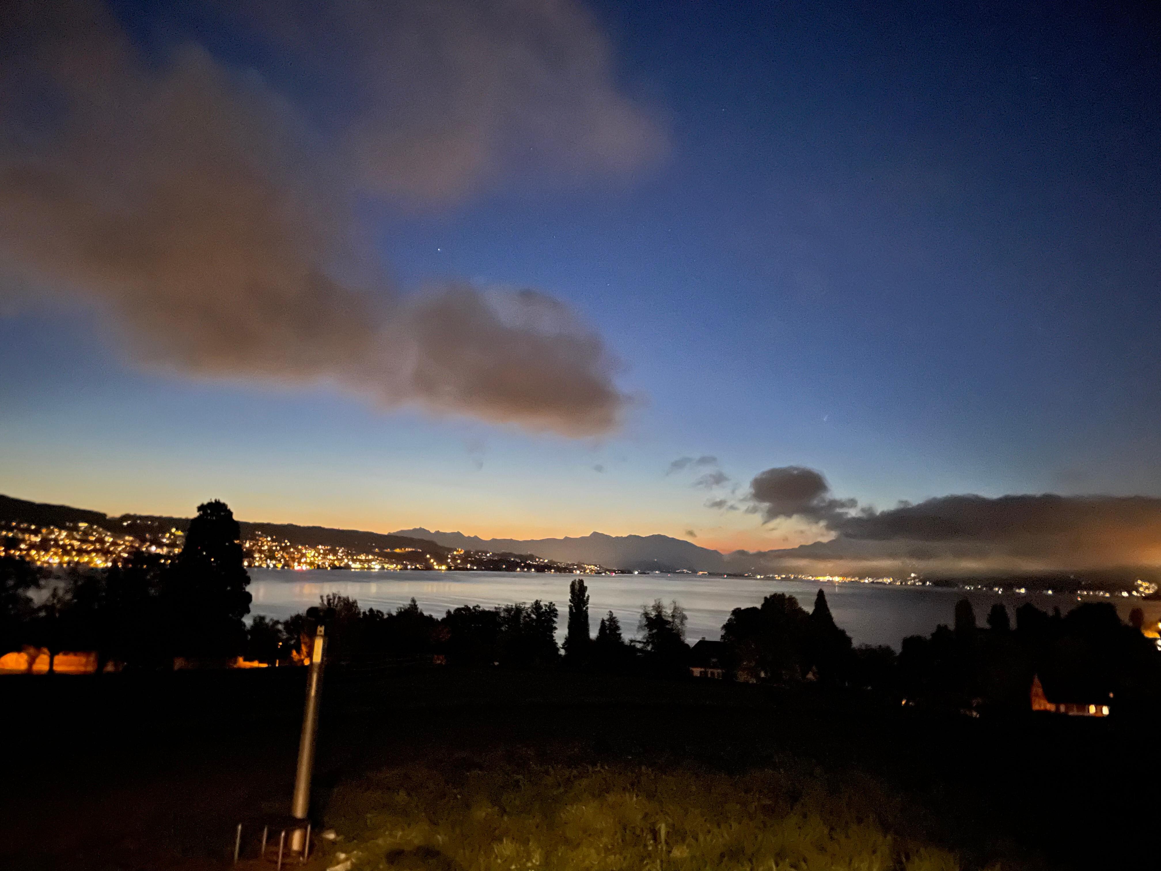 Blick vom Hotel auf den Zürichsee