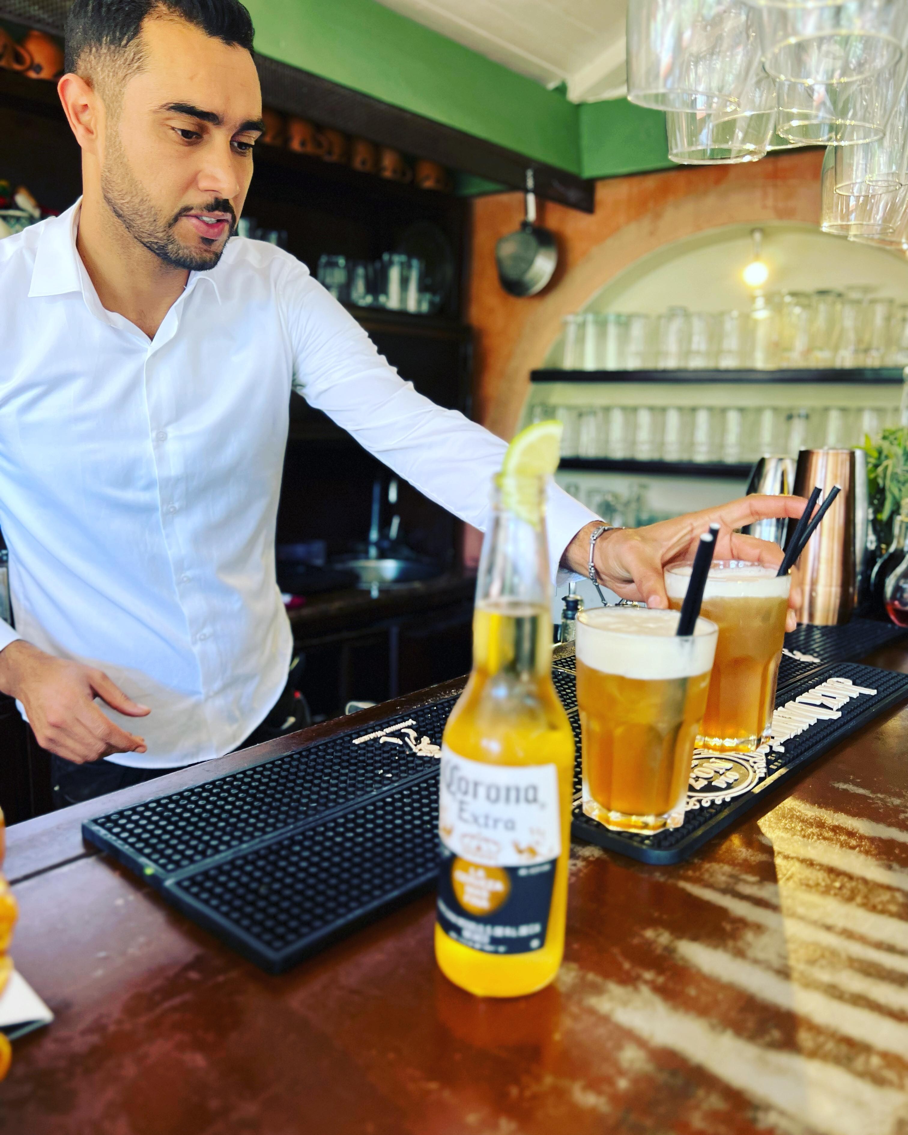 Bar del Riad