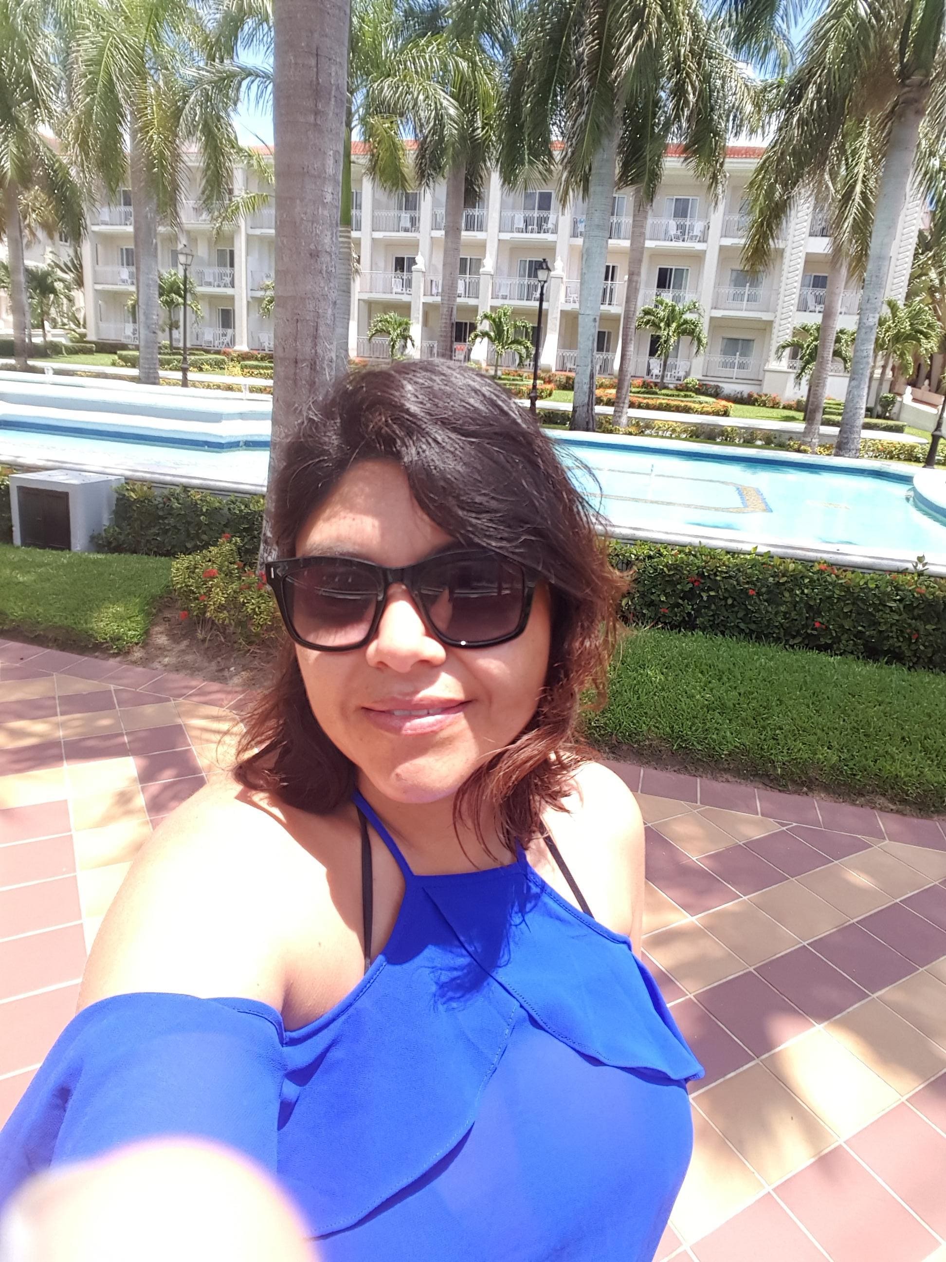 The garden of Riu Palace